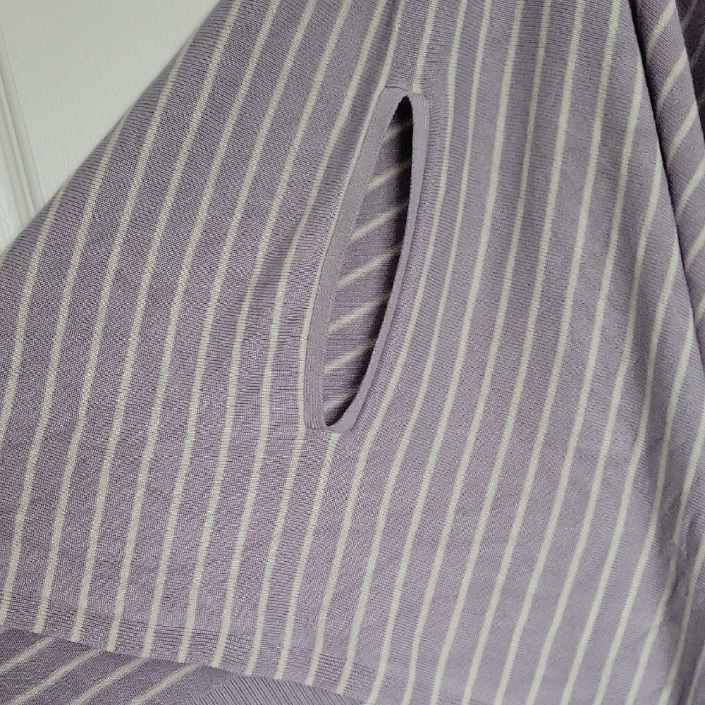Lululemon Athletica Mauve and White Striped Poncho Shrug Cape Shawl - Picture 3 of 5